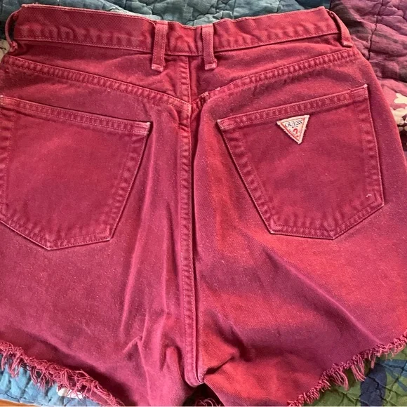 Vintage Guess Denim Cuffed Shorts Size 32 - Picture 2 of 3